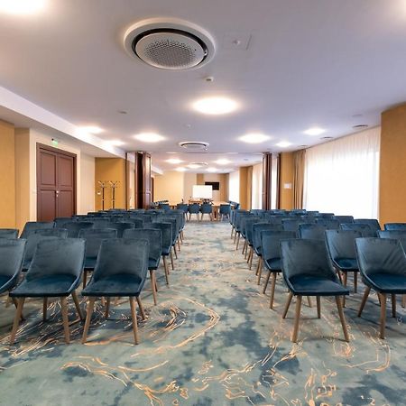 Fiald Hotel & Spa Bacău Eksteriør billede