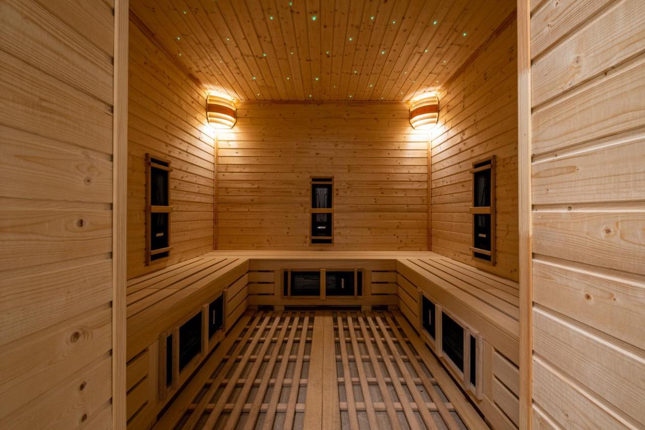 Fiald Hotel & Spa Bacău Eksteriør billede