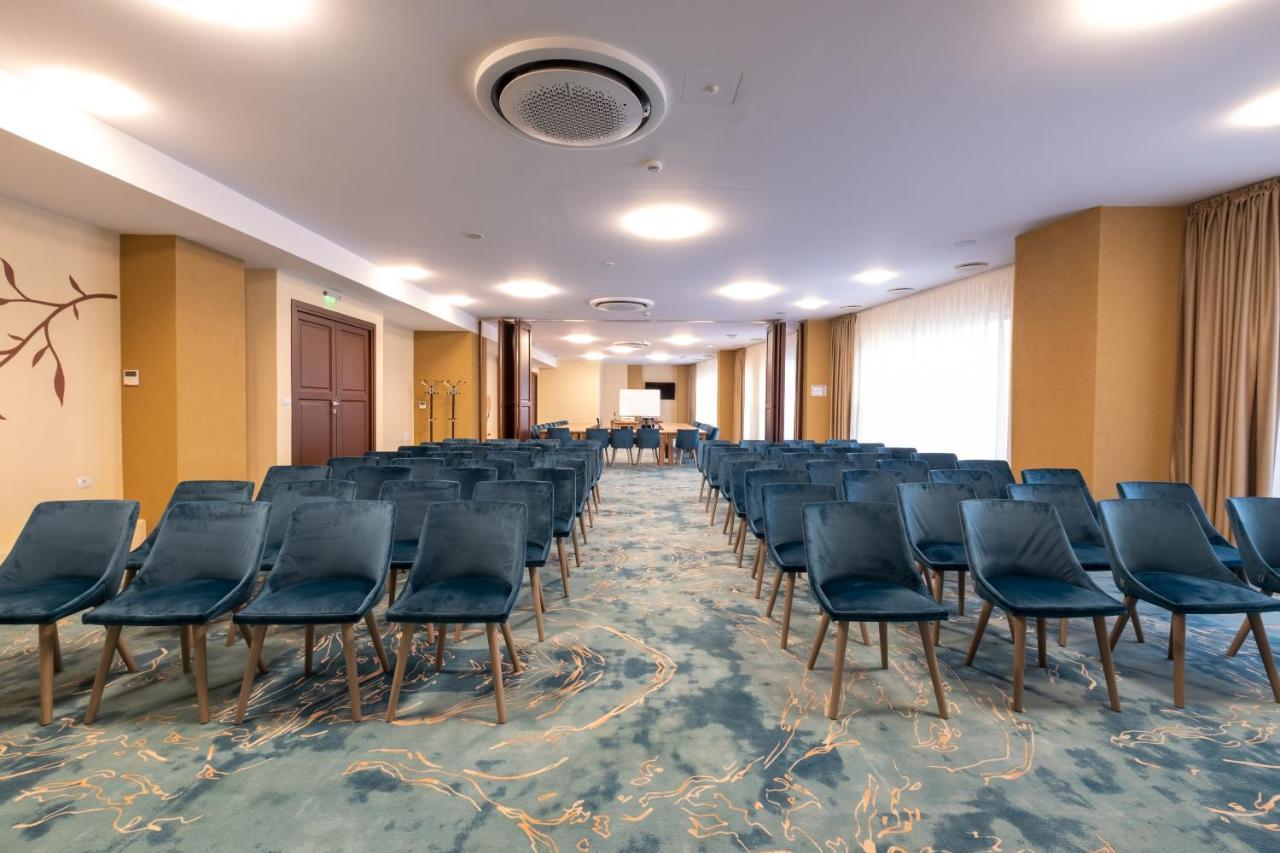 Fiald Hotel & Spa Bacău Eksteriør billede